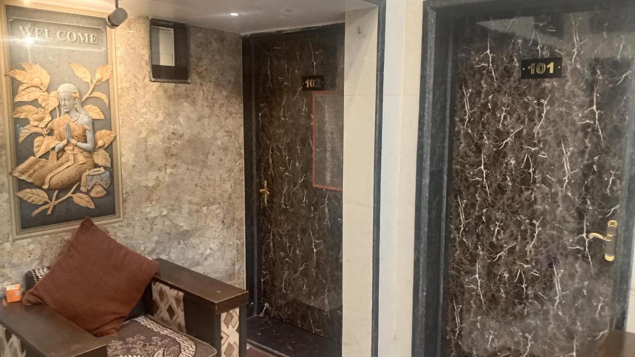 Kashi Dham Home Stay Varanasi Exterior foto